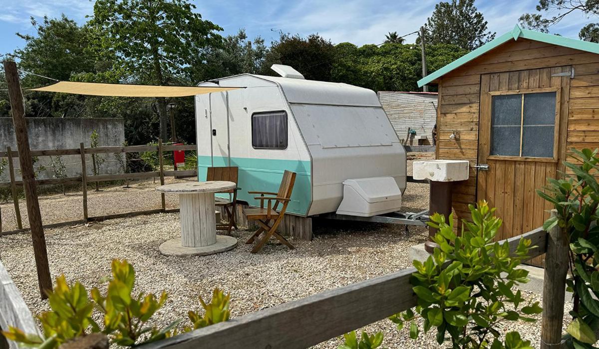 Vdb Lodge - Coworking Space - Work Relax & Sleep Sobreda Bagian luar foto